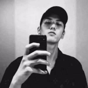 Japanese六十路息子
